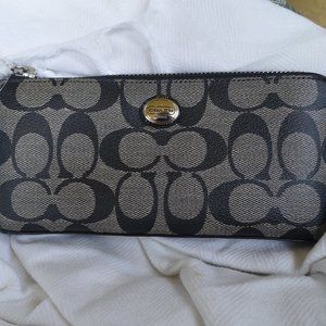 NWT Coach Wallet